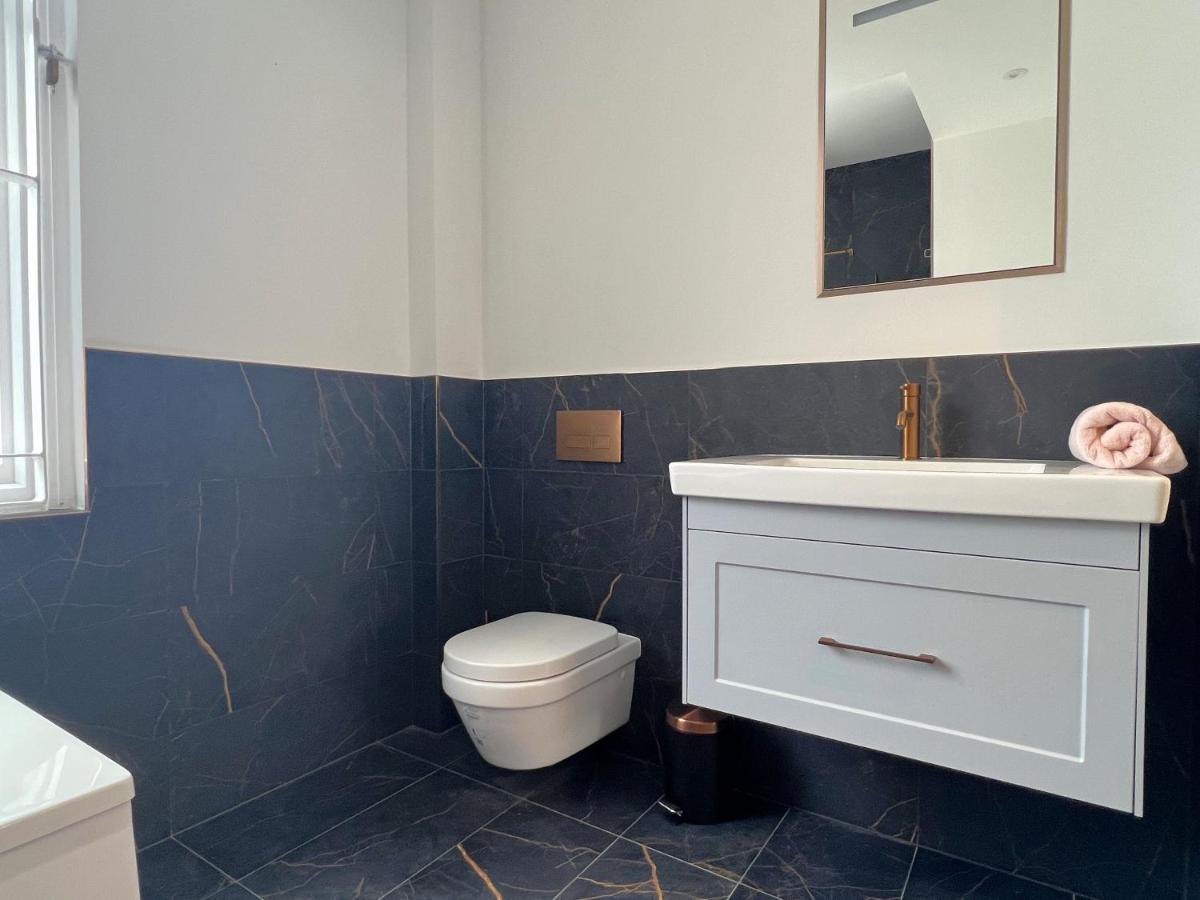 Black Horse Apartments Knaresborough Extérieur photo